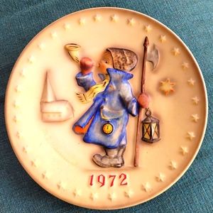 Christmas W. Germany Goebel vintage decorative plate 1972.